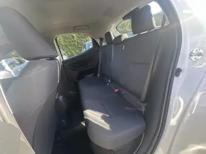 Photo 13 Toyota Yaris Hybride 116h Dynamic