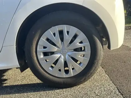 Photo 8 Toyota Yaris Hybride 116h Dynamic