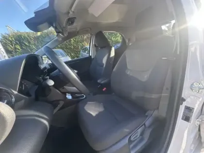 Photo 14 Toyota Yaris Hybride 116h Dynamic