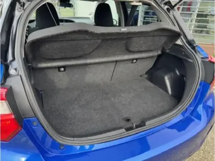 Photo 9 Toyota Yaris 70 VVT-i Design