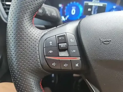 Photo 46 Ford Kuga Gén. III Ph1 ST-Line Business 5