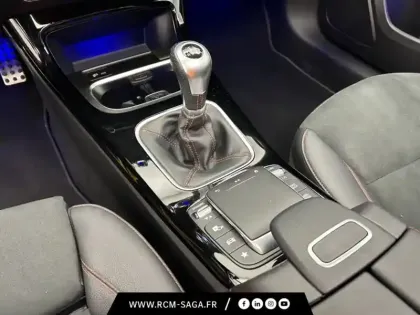 Photo 15 Mercedes Classe A 180 AMG Line