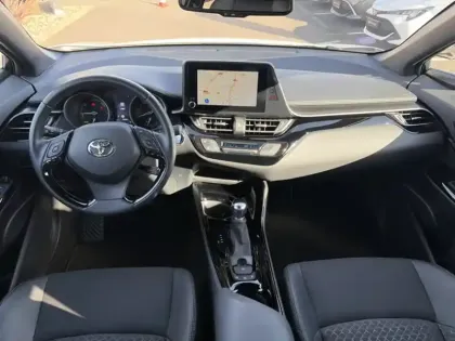 Photo 10 Toyota C-HR 184h Design