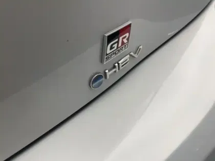 Photo 21 Toyota Corolla Hybride 196h GR Sport Techno TO