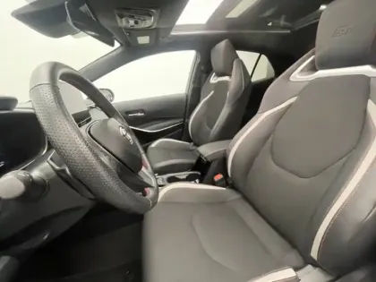 Photo 16 Toyota Corolla Hybride 196h GR Sport Techno TO