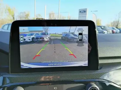 Photo 15 Ford Kuga 2.5 Duratec 190ch FHEV E85 ST-Line BVA