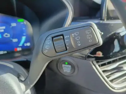 Photo 18 Ford Kuga 2.5 Duratec 190ch FHEV E85 ST-Line BVA