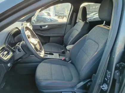 Photo 9 Ford Kuga 2.5 Duratec 190ch FHEV E85 ST-Line BVA