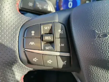 Photo 16 Ford Kuga 2.5 Duratec 190ch FHEV E85 ST-Line BVA