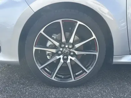 Photo 8 Toyota Yaris Hybride 130h GR SPORT