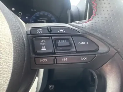 Photo 17 Toyota Yaris Hybride 130h GR SPORT