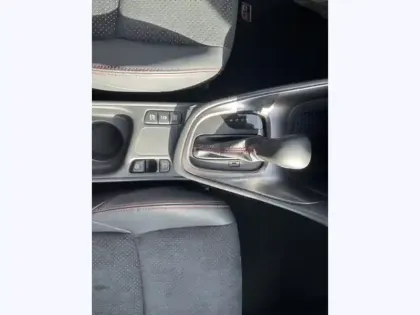 Photo 21 Toyota Yaris Hybride 130h GR SPORT