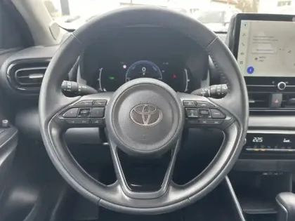 Photo 15 Toyota Yaris Hybride 116h Design