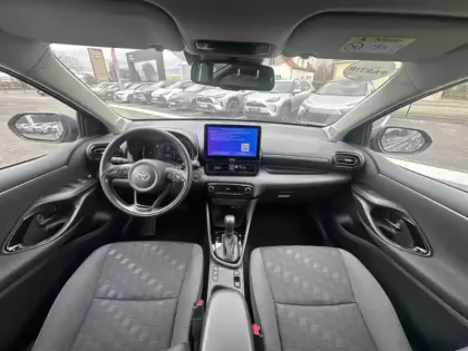 Photo 10 Toyota Yaris Hybride 116h Design