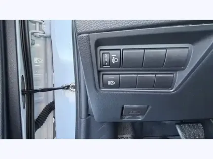 Photo 16 Toyota Yaris Hybride 1.5 HYBRID 116H DESIGN