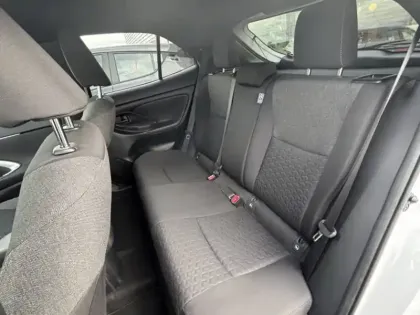 Photo 6 Toyota Yaris Hybride 1.5 HYBRID 116H DESIGN