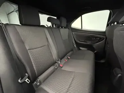 Photo 24 Toyota Yaris Hybride 1.5 HYBRID 130H DESIGN Cargo