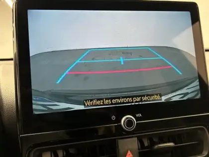 Photo 14 Toyota Yaris Hybride 1.5 HYBRID 130H DESIGN Cargo