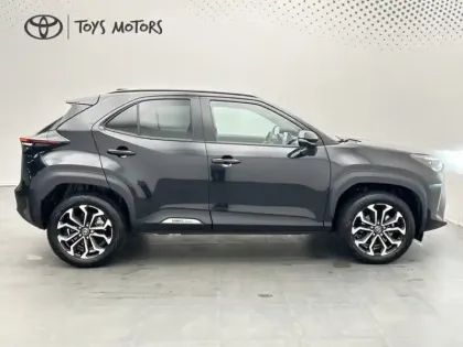 Photo 6 Toyota Yaris Hybride 1.5 HYBRID 130H DESIGN Cargo