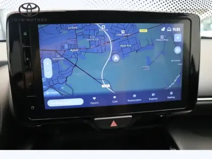 Photo 31 Toyota Yaris Hybride 116h 2WD Design MY22