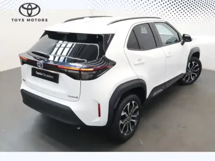 Photo 8 Toyota Yaris Hybride 116h 2WD Design MY22