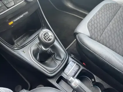 Photo 7 Ford Puma 1.0 Flexifuel 125ch S&S mHEV Titanium X