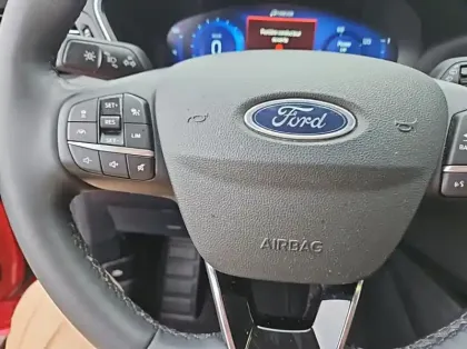 Photo 29 Ford Kuga 2.5 Duratec 190ch FHEV E85 Titanium BVA