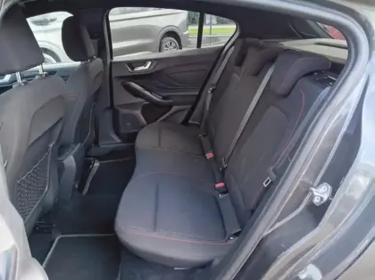 Photo 8 Ford Focus 1.0 Flexifuel 125ch mHEV ST-Line Business