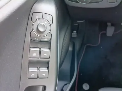 Photo 5 Ford Puma 1.0 Flexifuel 125ch S&S mHEV ST-Line X