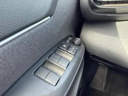 Photo 17 Toyota Yaris Hybride 116h Design