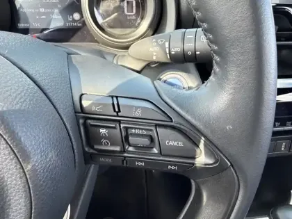 Photo 16 Toyota Yaris Hybride 116h Design