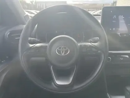 Photo 15 Toyota Yaris Hybride 116h Dynamic