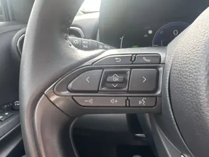 Photo 17 Toyota Yaris Hybride 116h Dynamic