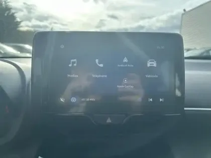 Photo 18 Toyota Yaris Hybride 116h Dynamic