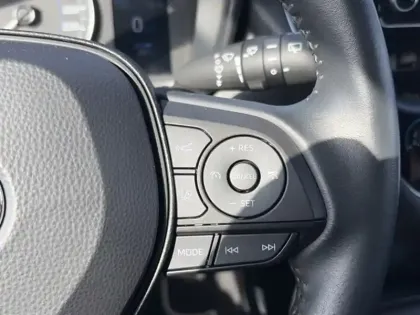 Photo 14 Toyota Corolla 122h Active