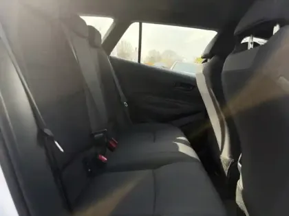 Photo 17 Toyota Corolla 122h Active