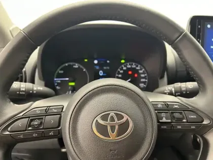 Photo 9 Toyota Yaris Hybride 116h Dynamic