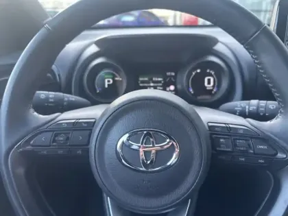 Photo 15 Toyota Yaris Hybride 116h Design