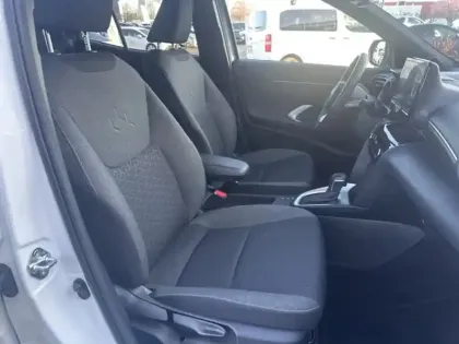 Photo 9 Toyota Yaris Hybride 116h Design