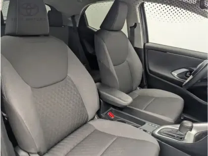 Photo 10 Toyota Yaris Hybride 116h Design Pack