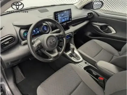 Photo 5 Toyota Yaris Hybride 116h Design Pack