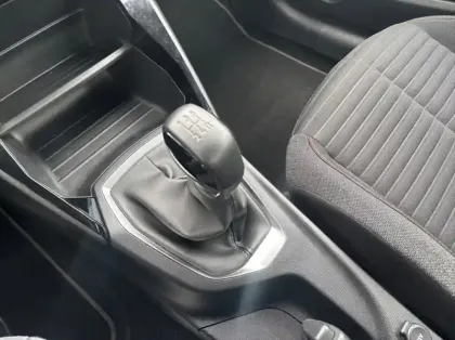 Photo 29 Peugeot 208 Gén. II Ph1 NG Style 5