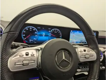 Photo 14 Mercedes Classe A 250 e AMG Line