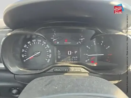 Photo 11 Citroën C3  1.2 PureTech 110ch S&S Shine EAT6