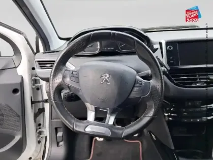 Photo 11 Peugeot 2008 Gén. I Ph2 GT Line 5