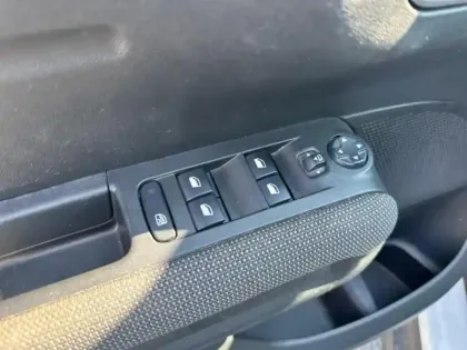 Photo 11 Citroën C3 Aircross  PureTech 110ch S&S Shine EAT6 E6.d-TEMP 114g