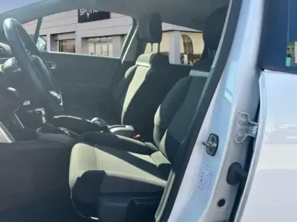 Photo 8 Citroën C3 Aircross  PureTech 110ch S&S Shine EAT6 E6.d-TEMP 114g