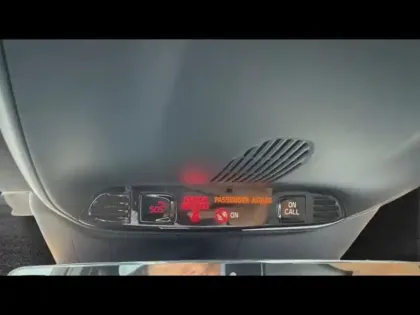 Photo 12 Volvo Xc60  B4 AdBlue AWD 197ch R-Design Geartronic