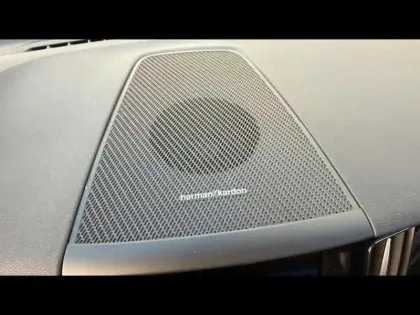 Photo 14 Volvo Xc60  B4 AdBlue AWD 197ch R-Design Geartronic