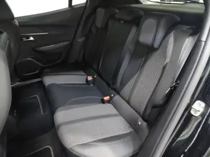 Photo 9 Peugeot 2008  1.2 PureTech 130ch S&S GT